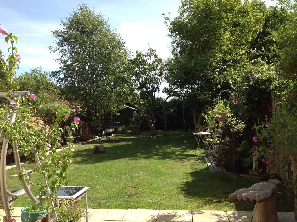 Shepperton Guesthouse Exterior foto